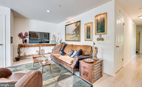 314 Brickhouse Rd, Princeton NJ  08540-7352 exterior