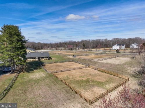 2874 Patuxent Riv Rd, Davidsonville MD 21035-2237 exterior