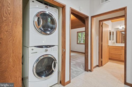 209 Bryants Nursery Rd, Silver Spring MD 20905-3840 exterior