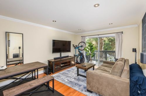 3602 Estates Ln, Palos Verdes Estates, CA 90274-4103