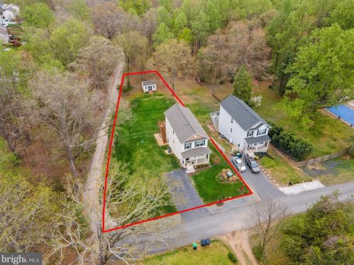 707 Henderson St, Fredericksburg, VA 22405-1322
