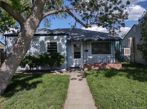 4686 Grant St, Englewood CO 80113-6824 exterior