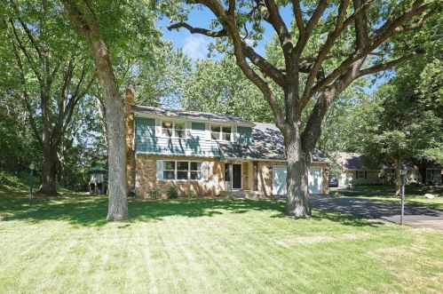 176 Cimarron Rd, Saint Paul MN  55124-9723 exterior