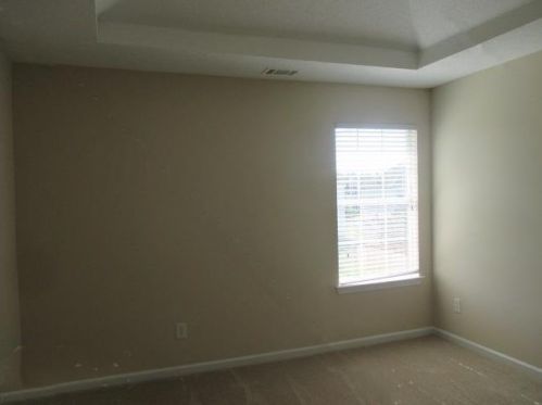 180 Oak Manor Dr, Porterdale, GA 30016-0232