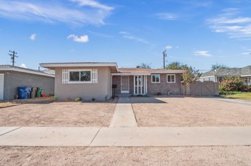 1326 Avenue, Lancaster, CA 93534-7400