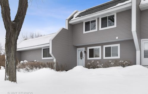 5116 Carol Ln, Gurnee, IL 60031-1733