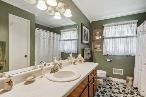 30 Country Rds Dr, Stockbridge GA  30281-1342 exterior
