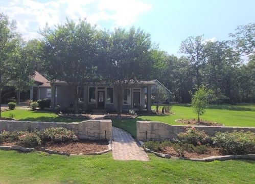 18700 Trails End Rd, Conroe TX  77385-5364 exterior