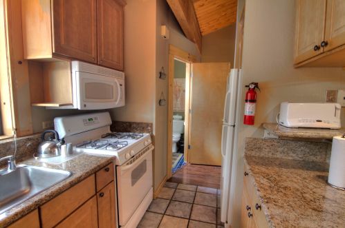 3015 Silver Strike, Truckee CA  96161-4207 exterior