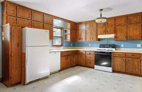 2133 Blomquist Ave, Saint Paul MN  55110-4701 exterior