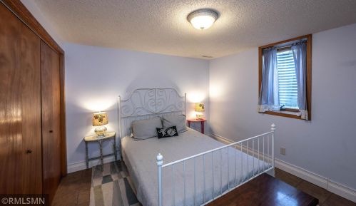 2437 Hillside Rd, Saint Paul MN  55110-5535 exterior