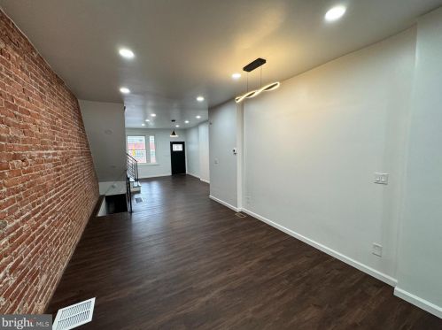 3083 Emerald St, Philadelphia PA  19134-3144 exterior