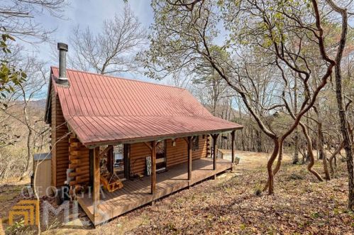 515 Confederate Dr, Clayton, GA 30525-5329