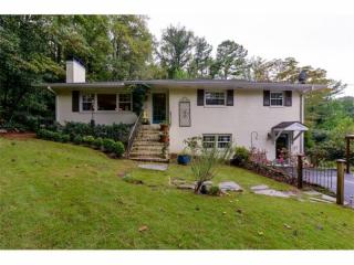 392 Woodland Dr, Marietta, GA 30064-3410