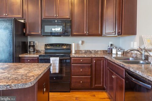 175 Moul Ave, Hanover PA 17331-2080 exterior