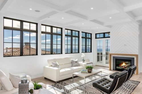 428 36th St, Manhattan Beach, CA 90266-3208