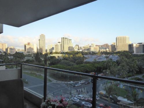 1860 Ala Moana Blvd, Honolulu HI  96815-1602 exterior
