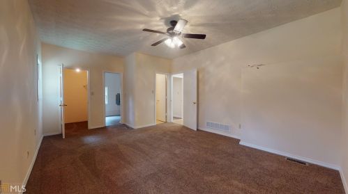 5858 Pinetree Ln, Rex GA 30273-1319 exterior