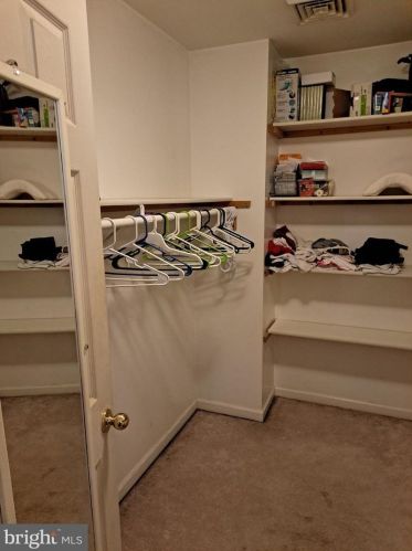 100 Chestnut Ave, Camden NJ  08107-2207 exterior