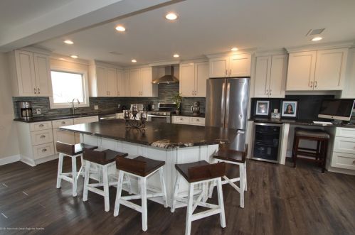 126 Virginia Ave, Lavallette NJ 08735-2439 exterior