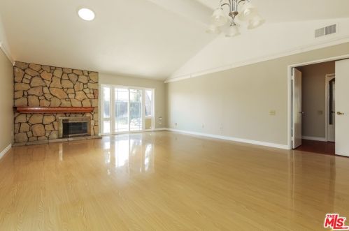 12 Whitney, Irvine CA  92620-3386 exterior