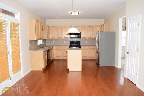 111 Carlisle St, Newnan GA  30263-8700 exterior