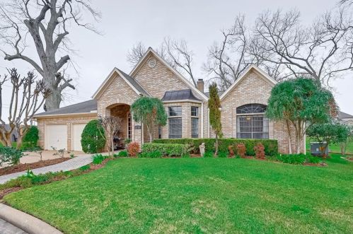 4838 Lake Village Dr, Fulshear, TX 77441-4007