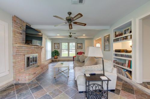 612 Arkansas Park, Conroe TX  77302-1037 exterior