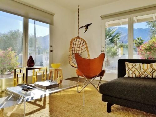 2216 Avenida Caballeros, Palm Springs, CA 92262-3302