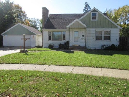 2347 Richard Ave, Rockford, IL 61108-7520