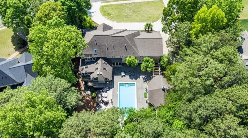 5485 Errol Pl, Atlanta GA  30327-4871 exterior