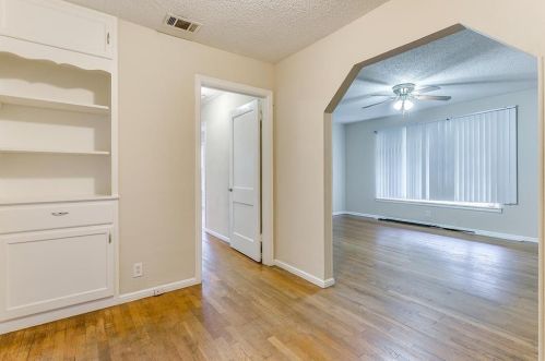 5912 Locke Ave, Fort Worth TX  76107-5514 exterior