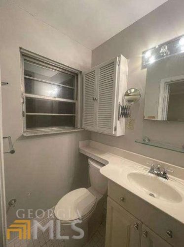 1254 Briar Hills Dr, Atlanta GA  30306-2206 exterior