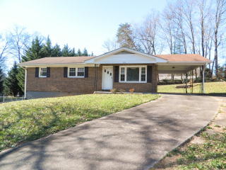 245 Glendale Ct, Collinsville, VA 24078-1709