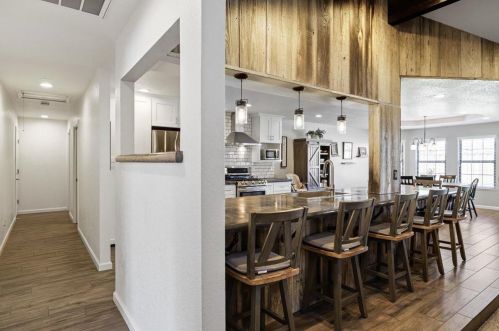 2665 Hawkeye Ave, Turlock CA  95380-2950 exterior