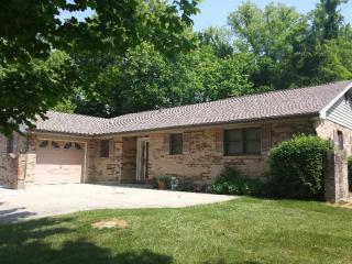 10420 Beech Dr, Loveland, OH 45140-1833