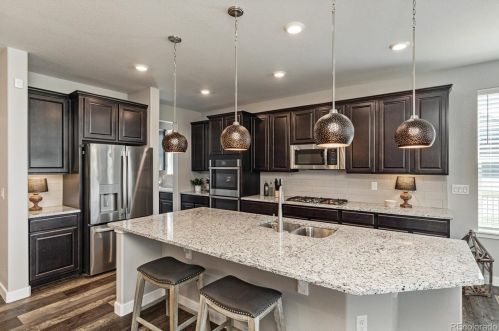 27938 Clifton Pl, Denver CO  80016 exterior