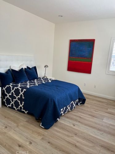 237 Mantle, Irvine CA  92618-1514 exterior