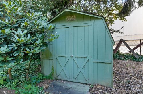 92 Euclid Ave, Lancaster PA  17603-6807 exterior