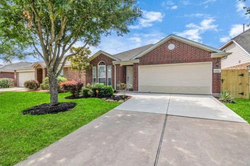 19931 Roycroft Ln, Richmond TX  77407-4003 exterior