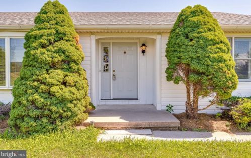 90 Abiding Way, Gerrardstown, WV 25420-4230