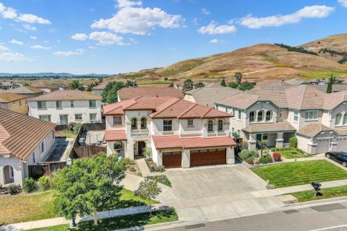 5077 Ellis Godfrey Dr, Fairfield CA  94533-8959 exterior