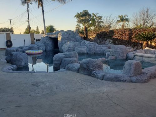 16131 Silvergrove Dr, Whittier, CA 90604-3963