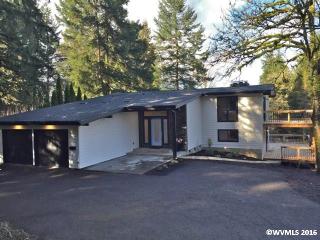 3177 Roosevelt Dr, Corvallis, OR 97330-1165