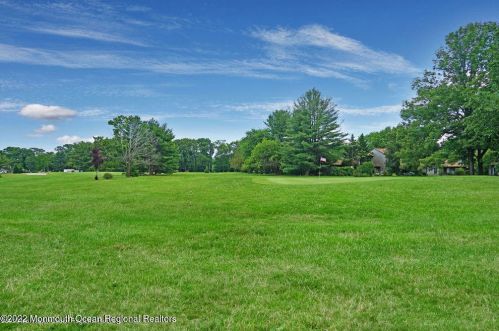 43 Lexington Ct, Tinton Falls NJ 07701-5471 exterior