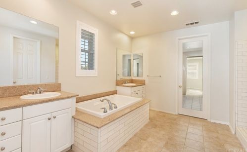 2744 Madison Cir, Anaheim CA  92801-4997 exterior