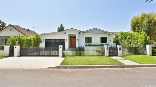 5011 Stern Ave, Van Nuys, CA 91423-1241