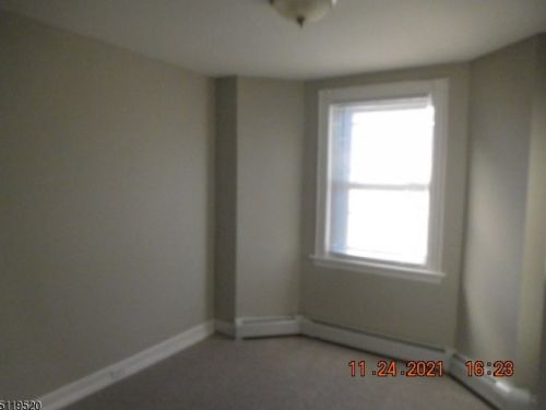 399 30th St, Paterson NJ 07504-1634 exterior