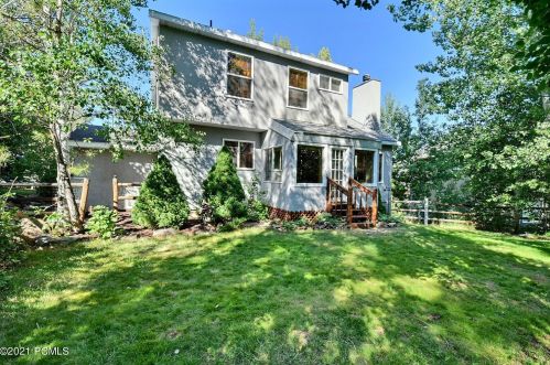 8028 Springshire Dr, Park City UT 84098-5396 exterior