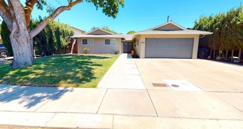 2656 Macgregor Ct, Modesto, CA 95350-2301